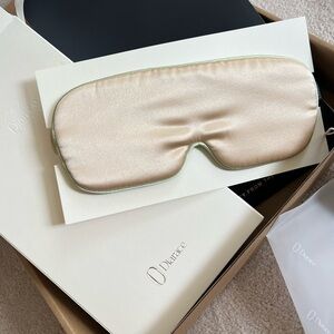 100% Silk Champagne Mask